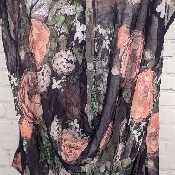Love21 Sheer Floral Open Back Flowy Blouse - Picture 3 of 8
